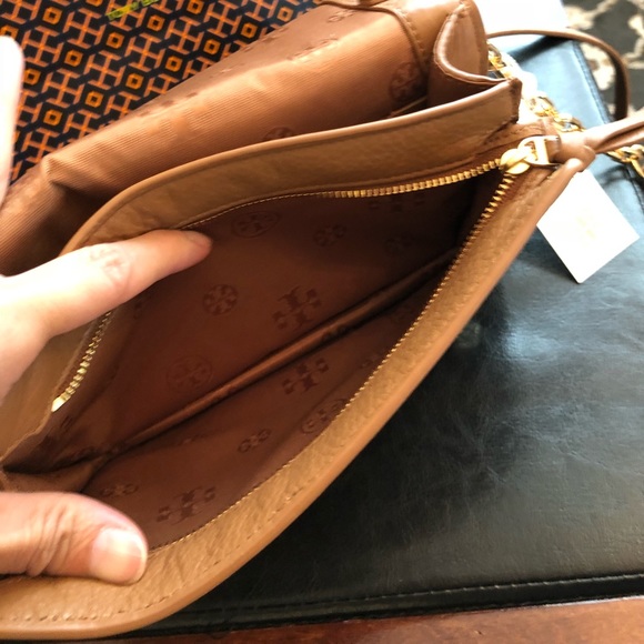 Tory Burch - Picture 5 of 8